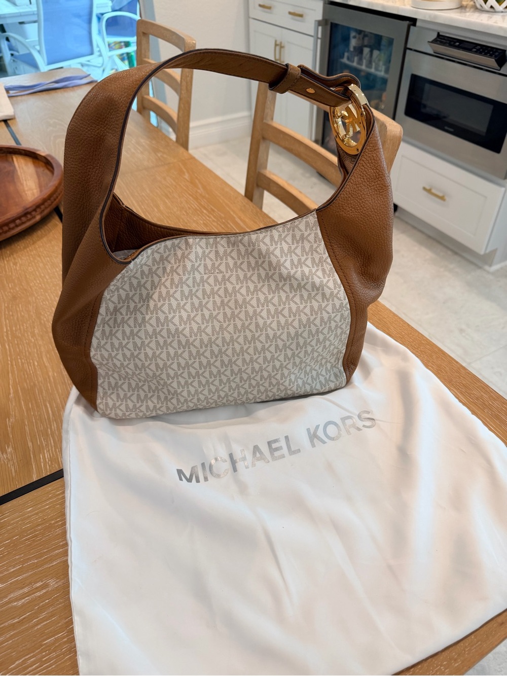 Michael Kors Fulton Large Hobo Vanilla Signature Acorn Leather + Dust Bag